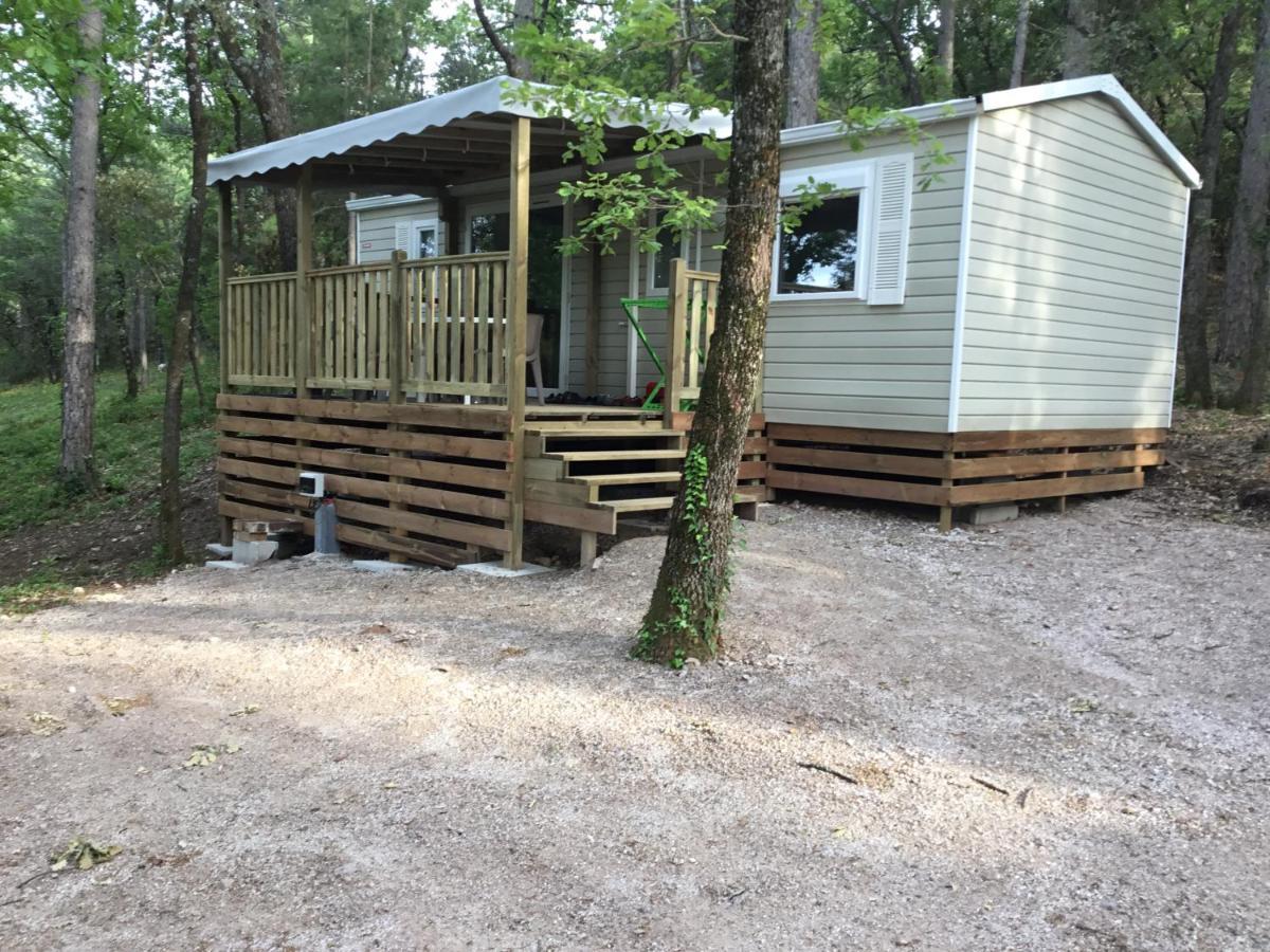 Camping De Graniers Monoblet Esterno foto