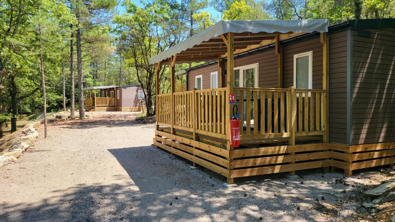 Camping De Graniers Monoblet Esterno foto