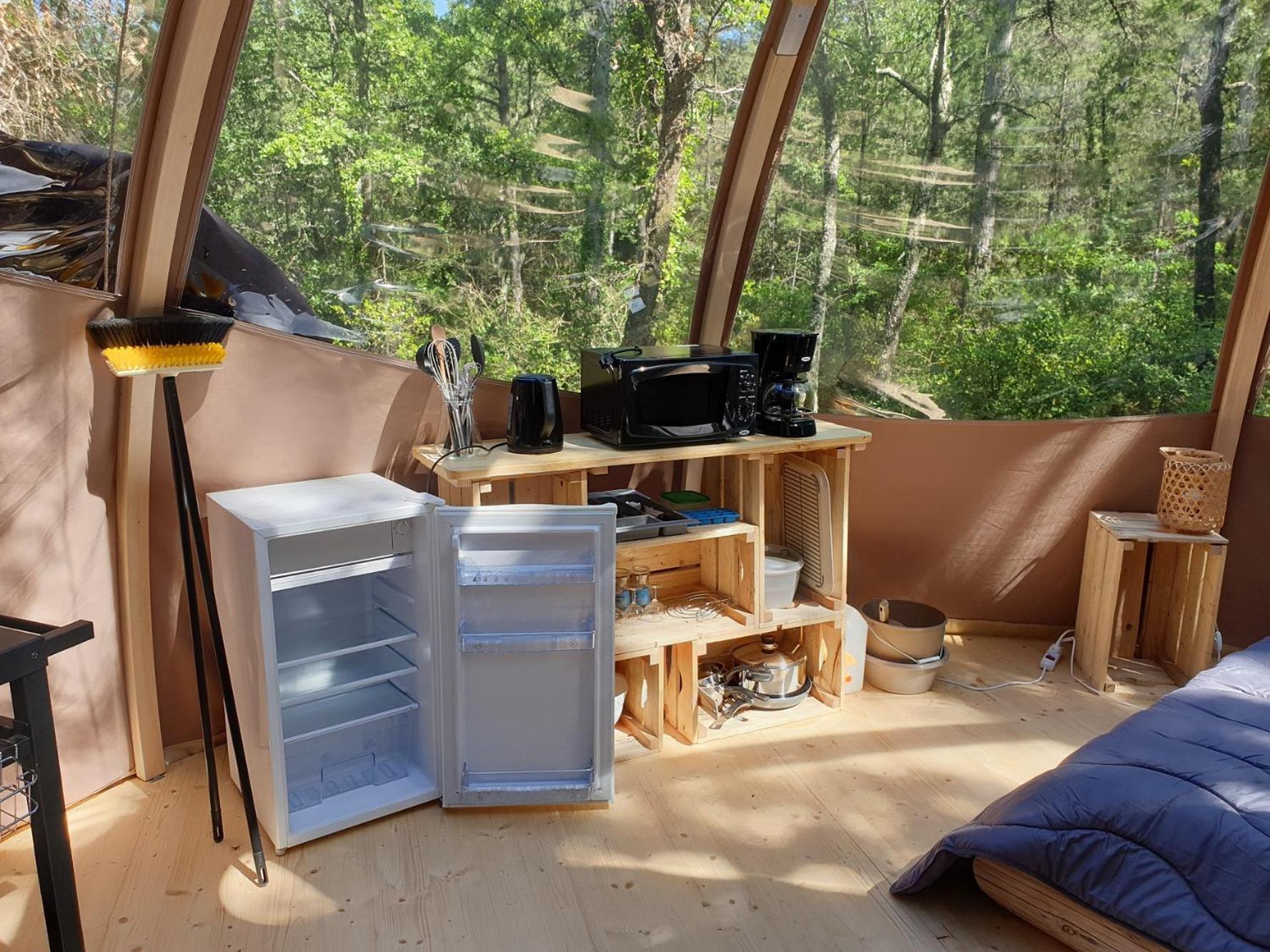 Camping De Graniers Monoblet Esterno foto