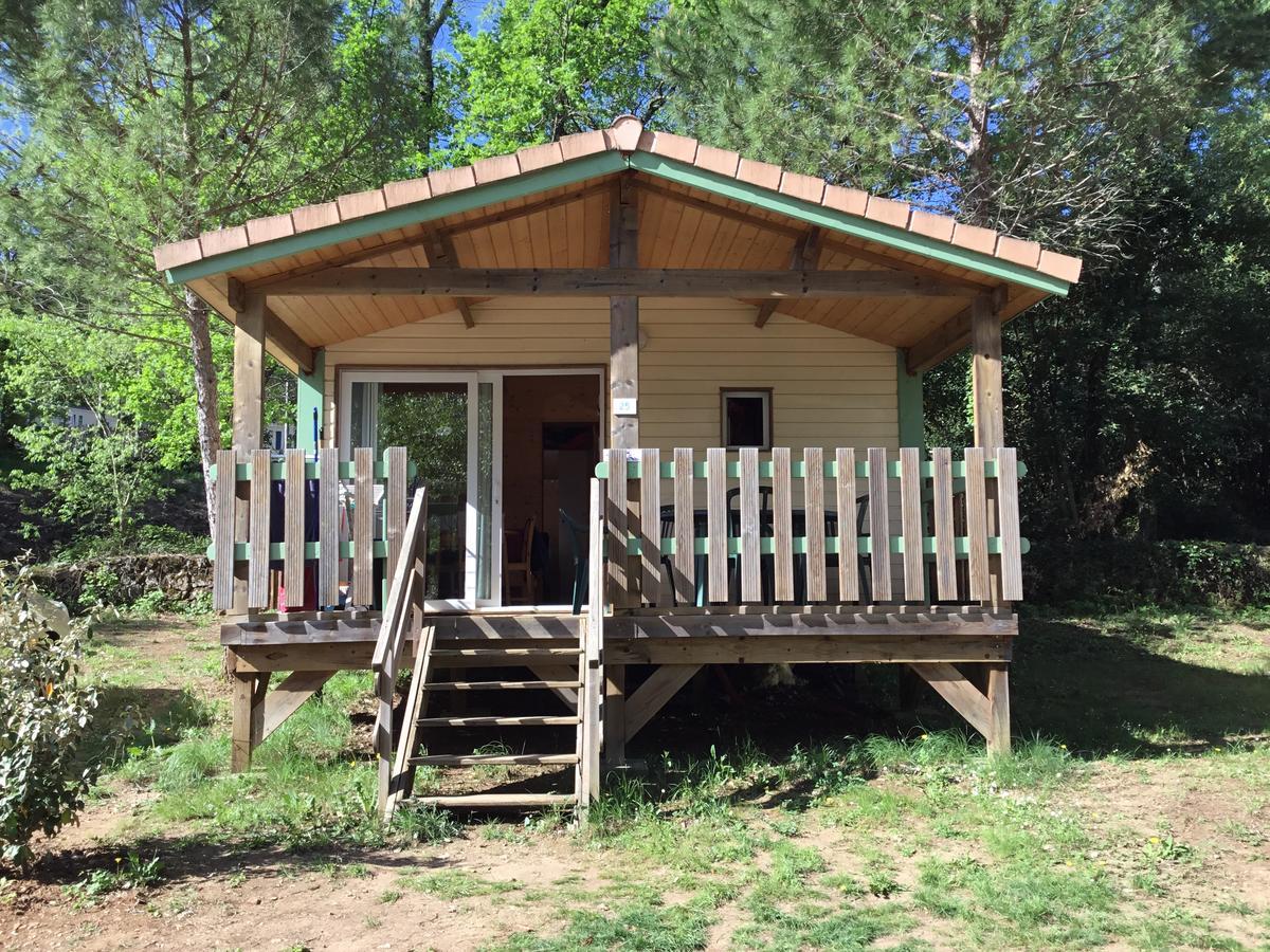 Camping De Graniers Monoblet Esterno foto