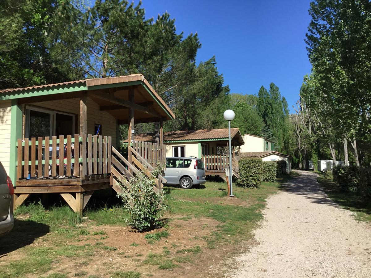 Camping De Graniers Monoblet Esterno foto